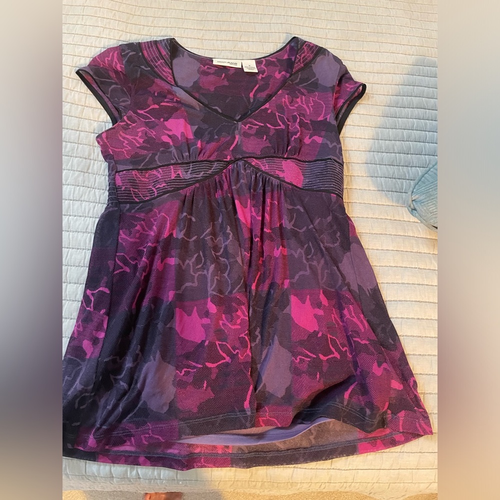 DKNY umpire lined blouse.